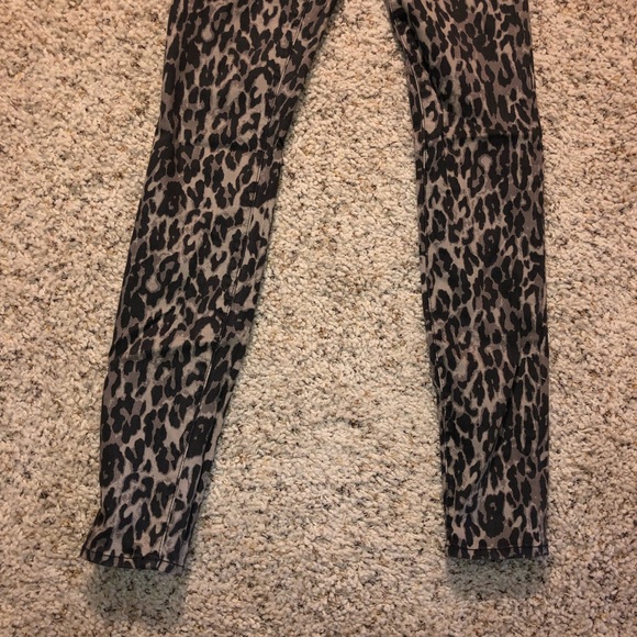 Else Leopard Print Skinny Jeans - Picture 6 of 7